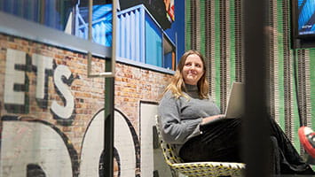 A professional working in a modern office space, symbolising streamlined processes and operational efficiency through Adecco Group’s process optimisation solutions. A professional working in a modern office space, symbolising streamlined processes and operational efficiency through Adecco Group’s process optimisation solutions.