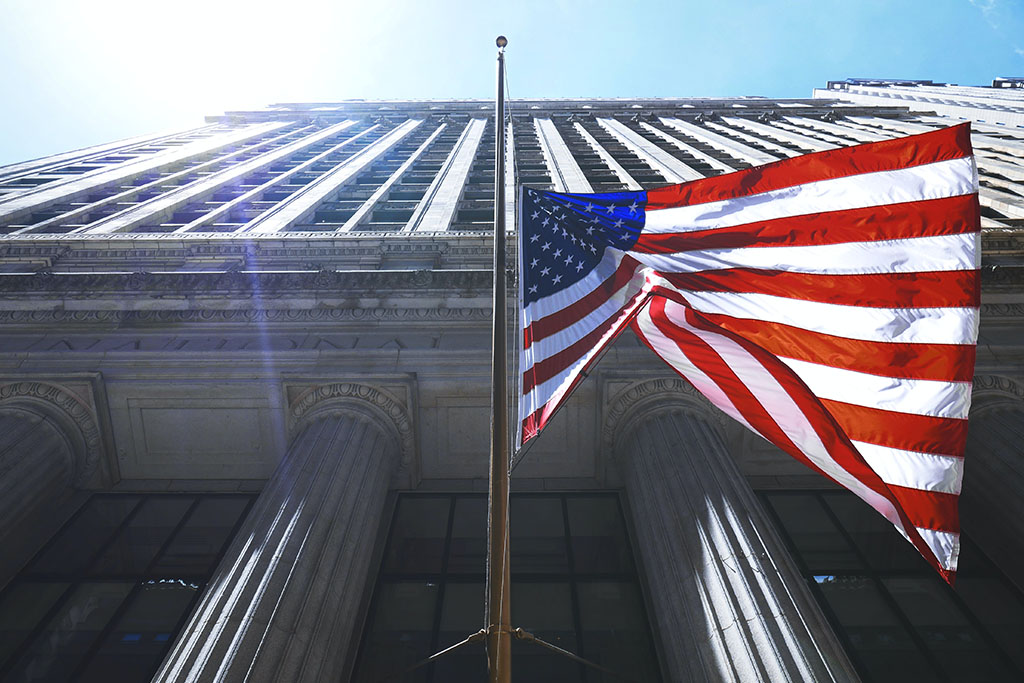 70percent Of Americans Struggle To Make Ends Meet TOP 5 News From The World Of Work