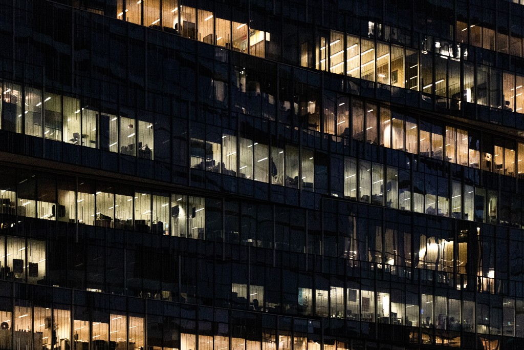 Unpaid Hours New Workplace Perks Draw Top Talent And Greener Pensions TOP 5 Trends From The World Of